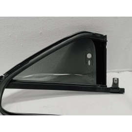 11-2019 FORD EXPLORER REAR PASSENGER SIDE QUARTER WINDOW GLASS W/RUN CHANNEL OEM 11-2019 FORD EXPLORER REAR PASSENGER SIDE QUARTER WINDOW GLASS W/RUN CHANNEL OEM