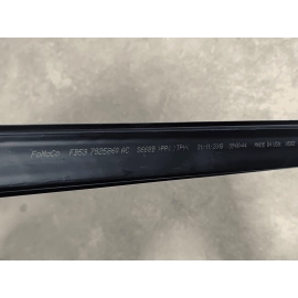 16-19 FORD EXPLORER REAR  PASSENGER DOOR WINDOW INNER BELT WEATHERSTRIP SEAL OEM 16-19 FORD EXPLORER REAR  PASSENGER DOOR WINDOW INNER BELT WEATHERSTRIP SEAL OEM