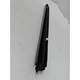 16-19 FORD EXPLORER REAR  PASSENGER DOOR WINDOW INNER BELT WEATHERSTRIP SEAL OEM 16-19 FORD EXPLORER REAR  PASSENGER DOOR WINDOW INNER BELT WEATHERSTRIP SEAL OEM