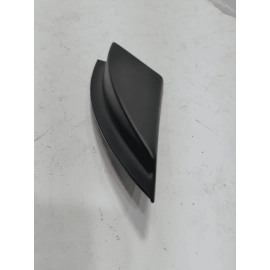 FORD EXPLORER FRONT LEFT DRIVER SIDE DOOR CORNER TRIM COVER 2016 - 2019 OEM FORD EXPLORER FRONT LEFT DRIVER SIDE DOOR CORNER TRIM COVER 2016 - 2019 OEM