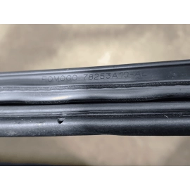 2011-19 FORD EXPLORER REAR RIGHT PASSENGER SIDE DOOR BODY WEATHERSTRIP SEAL OEM