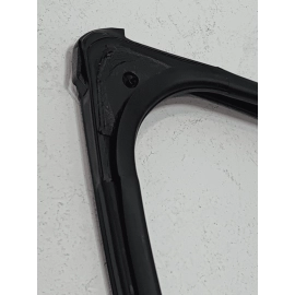 2011-19 FORD EXPLORER FRONT DRIVER DOOR GLASS RUN CHANNEL WEATHERSTRIP SEAL OEM 2011-19 FORD EXPLORER FRONT DRIVER DOOR GLASS RUN CHANNEL WEATHERSTRIP SEAL OEM