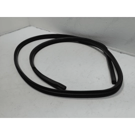 2011-2019  FORD EXPLORER FRONT LEFT DRIVER SIDE DOOR BODY WEATHERSTRIP SEAL OEM 2011-2019  FORD EXPLORER FRONT LEFT DRIVER SIDE DOOR BODY WEATHERSTRIP SEAL OEM