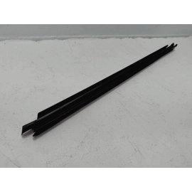 2011-19 FORD EXPLORER FRONT DRIVER DOOR WINDOW INNER BELT WEATHERSTRIP SEAL OEM 2011-19 FORD EXPLORER FRONT DRIVER DOOR WINDOW INNER BELT WEATHERSTRIP SEAL OEM