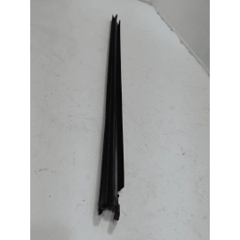 2011-19 FORD EXPLORER FRONT DRIVER DOOR WINDOW INNER BELT WEATHERSTRIP SEAL OEM 2011-19 FORD EXPLORER FRONT DRIVER DOOR WINDOW INNER BELT WEATHERSTRIP SEAL OEM