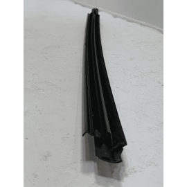 2011-2019 FORD EXPLORER FRONT LEFT DRIVER SIDE DOOR WINDOW BELT MOLDING OEM