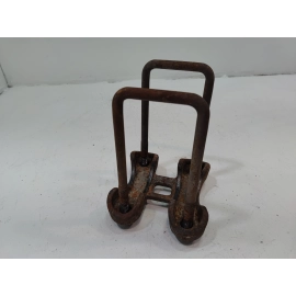 2015-20 Ford F-150 Rear Driver or Passenger Side Leaf Spring Plate W/ U Bolt OEM 2015-20 Ford F-150 Rear Driver or Passenger Side Leaf Spring Plate W/ U Bolt OEM