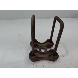 2015-20 Ford F-150 Rear Passenger or Driver Side Leaf Spring Plate W/ U Bolt OEM 2015-20 Ford F-150 Rear Passenger or Driver Side Leaf Spring Plate W/ U Bolt OEM