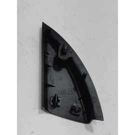 FORD EXPLORER 2016 - 2019 FRONT RIGHT PASSENGER SIDE DOOR CORNER TRIM COVER  OEM FORD EXPLORER 2016 - 2019 FRONT RIGHT PASSENGER SIDE DOOR CORNER TRIM COVER  OEM