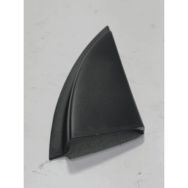 FORD EXPLORER 2016 - 2019 FRONT RIGHT PASSENGER SIDE DOOR CORNER TRIM COVER  OEM FORD EXPLORER 2016 - 2019 FRONT RIGHT PASSENGER SIDE DOOR CORNER TRIM COVER  OEM