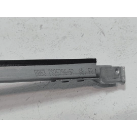 FORD EXPLORER 2016-2019 REAR LEFT DRIVER DOOR WINDOW GLASS CHANNEL GUIDE OEM FORD EXPLORER 2016-2019 REAR LEFT DRIVER DOOR WINDOW GLASS CHANNEL GUIDE OEM