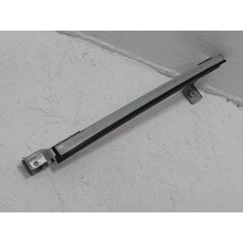 FORD EXPLORER 2016-2019 REAR LEFT DRIVER DOOR WINDOW GLASS CHANNEL GUIDE OEM FORD EXPLORER 2016-2019 REAR LEFT DRIVER DOOR WINDOW GLASS CHANNEL GUIDE OEM