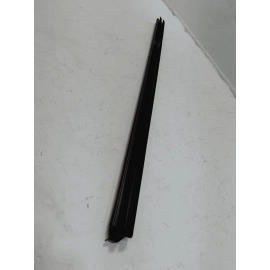 2016-2019 FORD EXPLORER REAR DRIVER DOOR WINDOW INNER BELT WEATHERSTRIP SEAL OEM 2016-2019 FORD EXPLORER REAR DRIVER DOOR WINDOW INNER BELT WEATHERSTRIP SEAL OEM