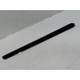 2016-2019 FORD EXPLORER REAR DRIVER DOOR WINDOW INNER BELT WEATHERSTRIP SEAL OEM 2016-2019 FORD EXPLORER REAR DRIVER DOOR WINDOW INNER BELT WEATHERSTRIP SEAL OEM