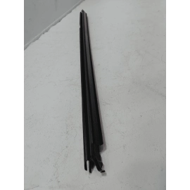 2016-2019 FORD EXPLORER REAR DRIVER DOOR WINDOW INNER BELT WEATHERSTRIP SEAL OEM 2016-2019 FORD EXPLORER REAR DRIVER DOOR WINDOW INNER BELT WEATHERSTRIP SEAL OEM