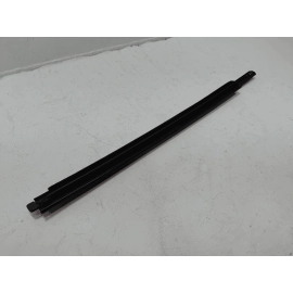 FORD EXPLORER REAR LEFT DRIVER SIDE DOOR WINDOW BELT MOLDING 2011 - 2019 OEM FORD EXPLORER REAR LEFT DRIVER SIDE DOOR WINDOW BELT MOLDING 2011 - 2019 OEM