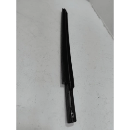 FORD EXPLORER REAR LEFT DRIVER SIDE DOOR WINDOW BELT MOLDING 2011 - 2019 OEM FORD EXPLORER REAR LEFT DRIVER SIDE DOOR WINDOW BELT MOLDING 2011 - 2019 OEM