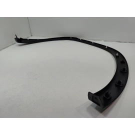 2018-2020 Volkswagen Atlas Rear Passenger Quarter Fender Wheel Molding OEM 2018-2020 Volkswagen Atlas Rear Passenger Quarter Fender Wheel Molding OEM