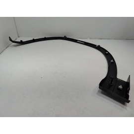 2018-2020 Volkswagen Atlas Front Right Passenger Fender Wheel Molding OEM 2018-2020 Volkswagen Atlas Front Right Passenger Fender Wheel Molding OEM