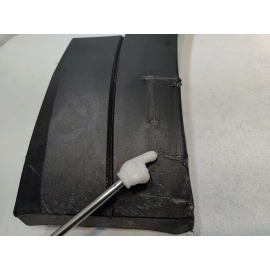 2018-2020 Volkswagen Atlas Front Right Passenger Fender Wheel Molding OEM 2018-2020 Volkswagen Atlas Front Right Passenger Fender Wheel Molding OEM