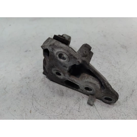2018-2024 Toyota Camry 2.5L Engine Rear Mount Bracket OE 2018-2024 Toyota Camry 2.5L Engine Rear Mount Bracket OE