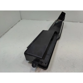 2018-2025 Volkswagen Atlas Air Cleaner Inlet Intake Duct Tube OEM 2018-2025 Volkswagen Atlas Air Cleaner Inlet Intake Duct Tube OEM