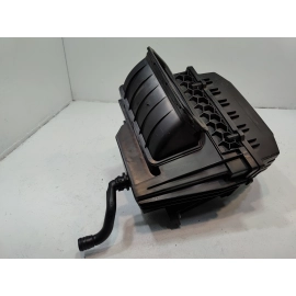 2018-2023 Volkswagen Atlas SE Air Intake Cleaner Filter Box OEM