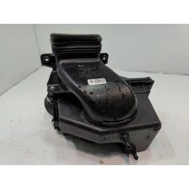 2016-2019 Ford Explorer 3.5L Engine Motor Air Cleaner Intake Filter Housing OEM 2016-2019 Ford Explorer 3.5L Engine Motor Air Cleaner Intake Filter Housing OEM