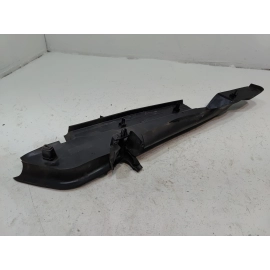 11-19 Ford Explorer Front Right Passenger Side Fender Upper Ledge Trim Cover OEM 11-19 Ford Explorer Front Right Passenger Side Fender Upper Ledge Trim Cover OEM