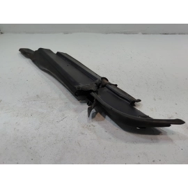 11-19 Ford Explorer Front Right Passenger Side Fender Upper Ledge Trim Cover OEM 11-19 Ford Explorer Front Right Passenger Side Fender Upper Ledge Trim Cover OEM