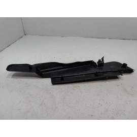 11-19 Ford Explorer Front Right Passenger Side Fender Upper Ledge Trim Cover OEM 11-19 Ford Explorer Front Right Passenger Side Fender Upper Ledge Trim Cover OEM