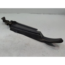 2011-2019 Ford Explorer Front Left Driver Side Fender Upper Ledge Trim Cover OEM 2011-2019 Ford Explorer Front Left Driver Side Fender Upper Ledge Trim Cover OEM