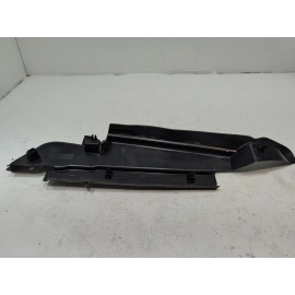 2011-2019 Ford Explorer Front Left Driver Side Fender Upper Ledge Trim Cover OEM 2011-2019 Ford Explorer Front Left Driver Side Fender Upper Ledge Trim Cover OEM