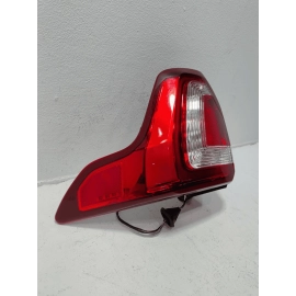 FORD EXPLORER 2016 - 2019 REAR PASSENGER SIDE TAILLIGHT TAIL LIGHT LAMP OEM FORD EXPLORER 2016 - 2019 REAR PASSENGER SIDE TAILLIGHT TAIL LIGHT LAMP OEM