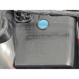 FORD EXPLORER 2016 - 2019 REAR PASSENGER SIDE TAILLIGHT TAIL LIGHT LAMP OEM FORD EXPLORER 2016 - 2019 REAR PASSENGER SIDE TAILLIGHT TAIL LIGHT LAMP OEM