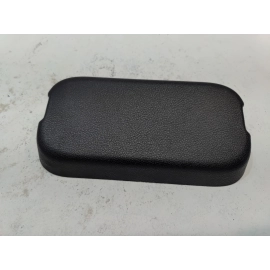2016-2019 FORD EXPLORER REAR CENTER FLOOR TRIM COVER PANEL OEM 2016-2019 FORD EXPLORER REAR CENTER FLOOR TRIM COVER PANEL OEM