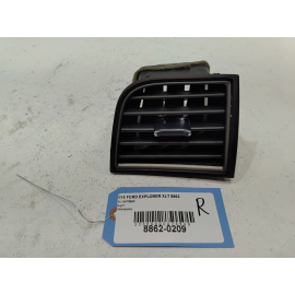2016-2019 FORD EXPLORER DASHBOARD RIGHT PASSENGER SIDE OUTER AIR VENT GRILLE OEM