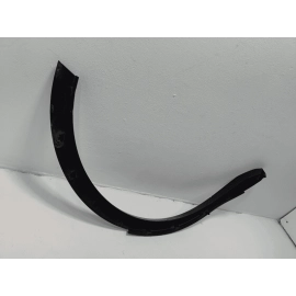 2011-2019 FORD EXPLORER REAR PASSENGER SIDE QUARTER WHEEL ARCH FLARE MOLDING OEM 2011-2019 FORD EXPLORER REAR PASSENGER SIDE QUARTER WHEEL ARCH FLARE MOLDING OEM