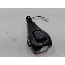 2018-2019 FORD EXPLORER TRANSMISSION GEAR SHIFT SHIFTER KNOB HANDLE SWITCH OEM 2018-2019 FORD EXPLORER TRANSMISSION GEAR SHIFT SHIFTER KNOB HANDLE SWITCH OEM