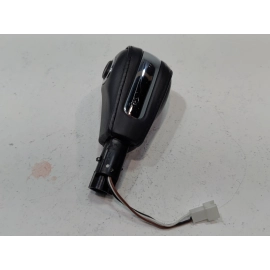 2018-2019 FORD EXPLORER TRANSMISSION GEAR SHIFT SHIFTER KNOB HANDLE SWITCH OEM 2018-2019 FORD EXPLORER TRANSMISSION GEAR SHIFT SHIFTER KNOB HANDLE SWITCH OEM