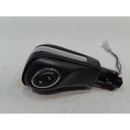 2018-2019 FORD EXPLORER TRANSMISSION GEAR SHIFT SHIFTER KNOB HANDLE SWITCH OEM 2018-2019 FORD EXPLORER TRANSMISSION GEAR SHIFT SHIFTER KNOB HANDLE SWITCH OEM