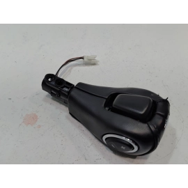 2018-2019 FORD EXPLORER TRANSMISSION GEAR SHIFT SHIFTER KNOB HANDLE SWITCH OEM 2018-2019 FORD EXPLORER TRANSMISSION GEAR SHIFT SHIFTER KNOB HANDLE SWITCH OEM