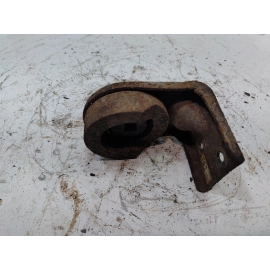 2015-2020 FORD F-150 EXHAUST MUFFLER PIPE HANGER BRACKET OEM