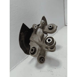 FORD EXPLORER REAR LEFT DRIVER SIDE SPINDLE KNUCKLE HUB 2011 - 2019 OEM FORD EXPLORER REAR LEFT DRIVER SIDE SPINDLE KNUCKLE HUB 2011 - 2019 OEM