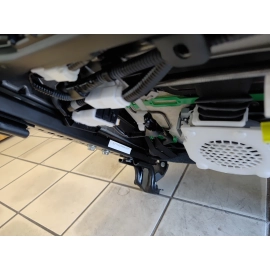 2018-2019 LEXUS NX300 FRONT LEFT DRIVER SEAT ASSEMBLY BLACK OEM 2018-2019 LEXUS NX300 FRONT LEFT DRIVER SEAT ASSEMBLY BLACK OEM