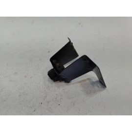 FORD EXPLORER FRONT PASSENGER SIDE FENDER UPPER BRACKET SUPPORT OEM 2016-2019 FORD EXPLORER FRONT PASSENGER SIDE FENDER UPPER BRACKET SUPPORT OEM 2016-2019