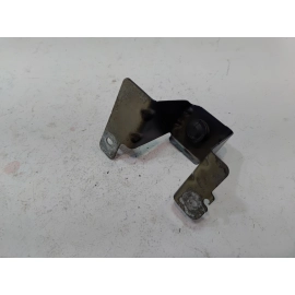 FORD EXPLORER FRONT PASSENGER SIDE FENDER UPPER BRACKET SUPPORT OEM 2016-2019 FORD EXPLORER FRONT PASSENGER SIDE FENDER UPPER BRACKET SUPPORT OEM 2016-2019