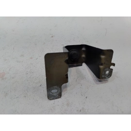 FORD EXPLORER FRONT PASSENGER SIDE FENDER UPPER BRACKET SUPPORT OEM 2016-2019 FORD EXPLORER FRONT PASSENGER SIDE FENDER UPPER BRACKET SUPPORT OEM 2016-2019