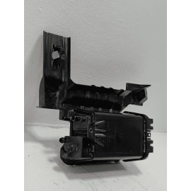 FORD EXPLORER FUEL VAPOR EVAPORATOR CHARCOAL CANISTER 2011 - 2019 OEM FORD EXPLORER FUEL VAPOR EVAPORATOR CHARCOAL CANISTER 2011 - 2019 OEM