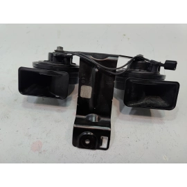 2016-2019 FORD EXPLORER HORN DUAL NOTE & MOUNTING BRACKET ASSEMBLY OEM 2016-2019 FORD EXPLORER HORN DUAL NOTE & MOUNTING BRACKET ASSEMBLY OEM